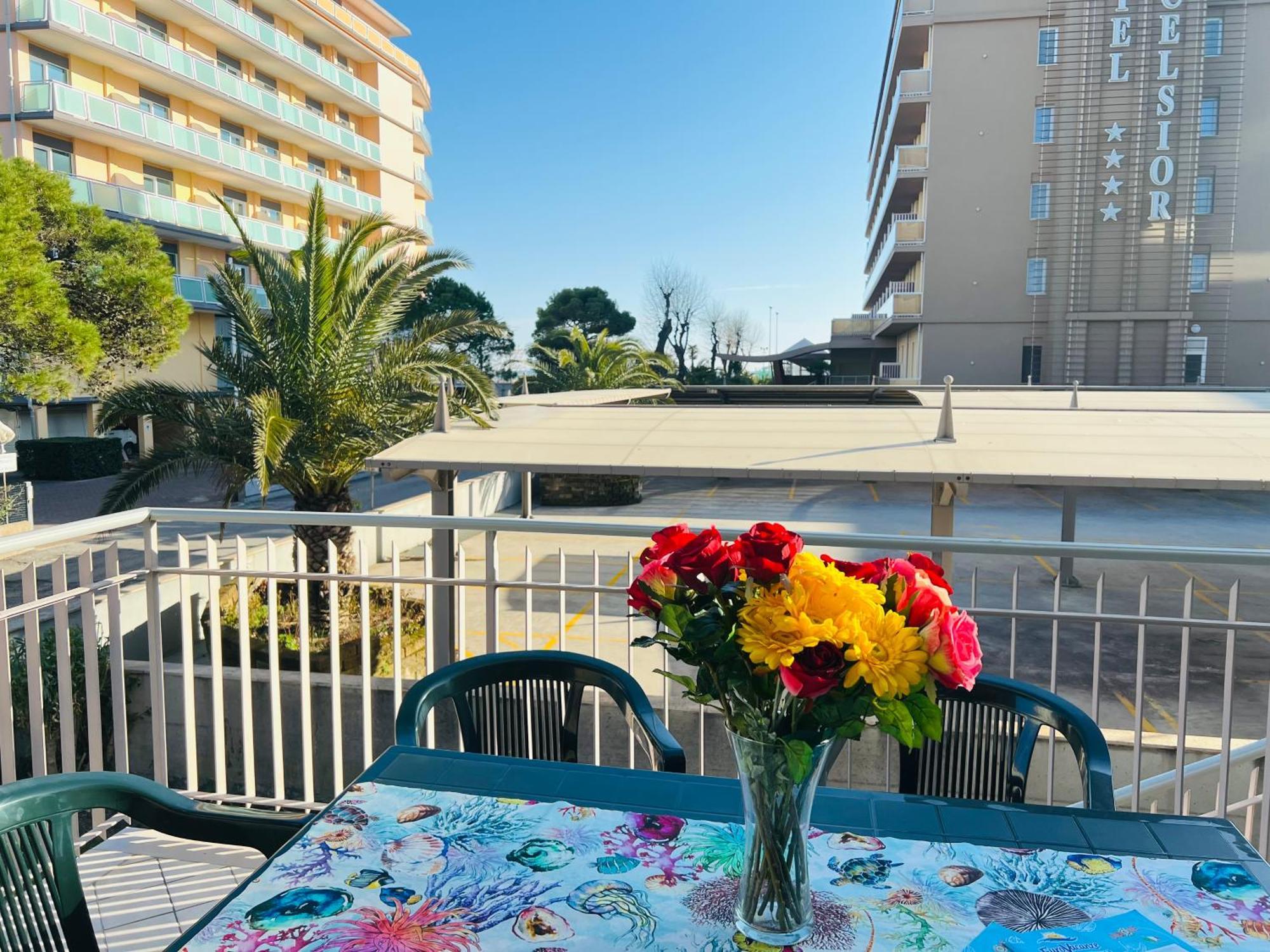 Ca' Laurana Appartement Bibione Buitenkant foto