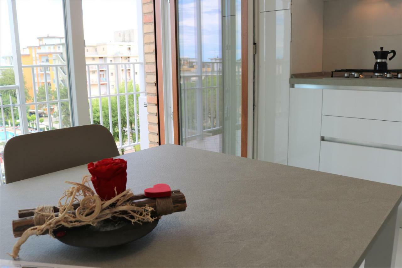 Ca' Laurana Appartement Bibione Buitenkant foto