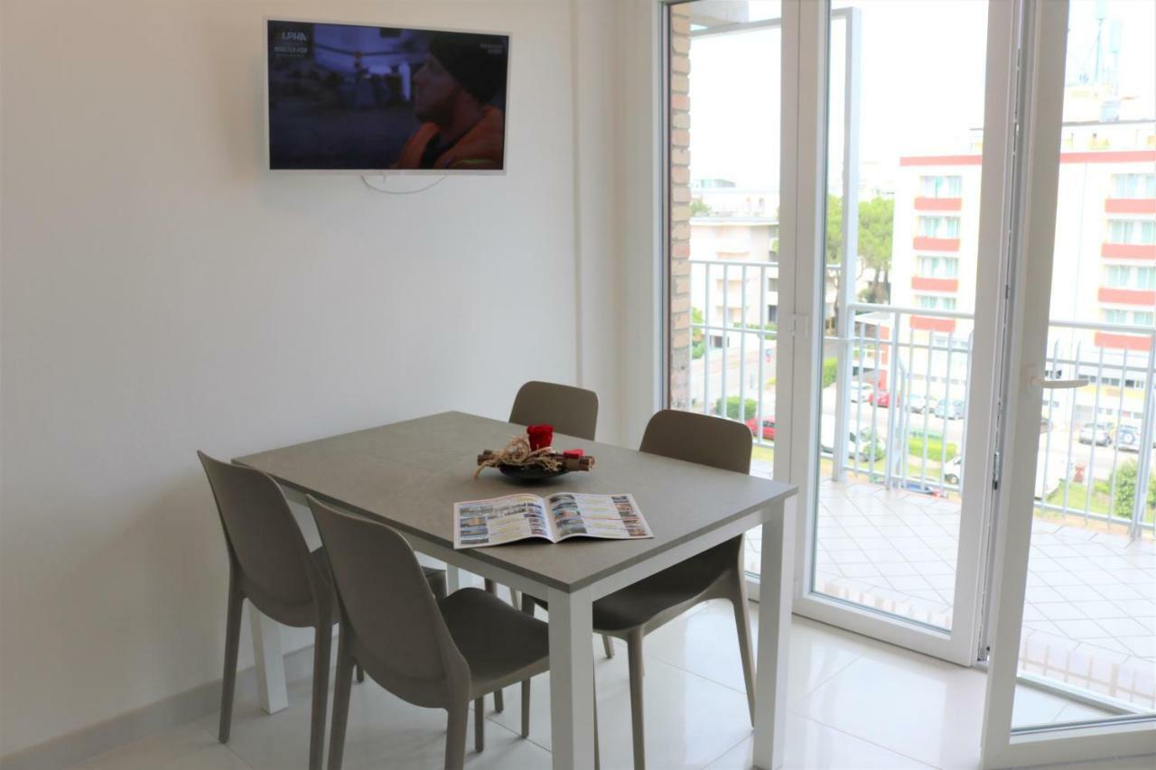 Ca' Laurana Appartement Bibione Buitenkant foto