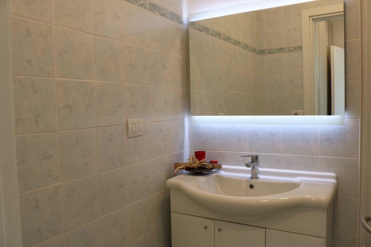 Ca' Laurana Appartement Bibione Buitenkant foto